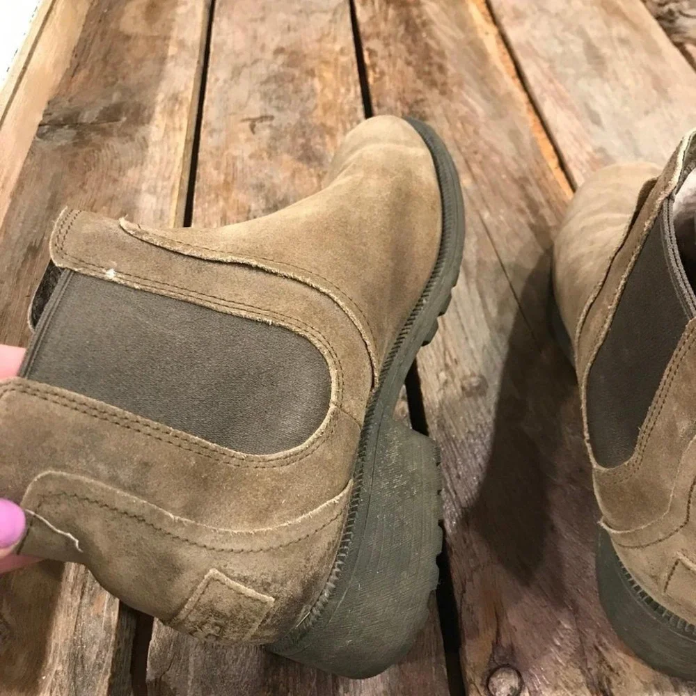 Ugg women's booties Boots size 6 - Picture 5 of 8